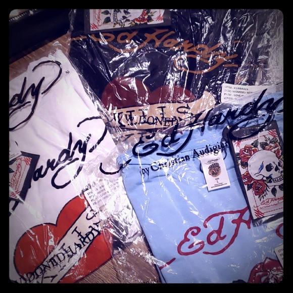 Ed Hardy Tshirt Black - Picture 2 of 7